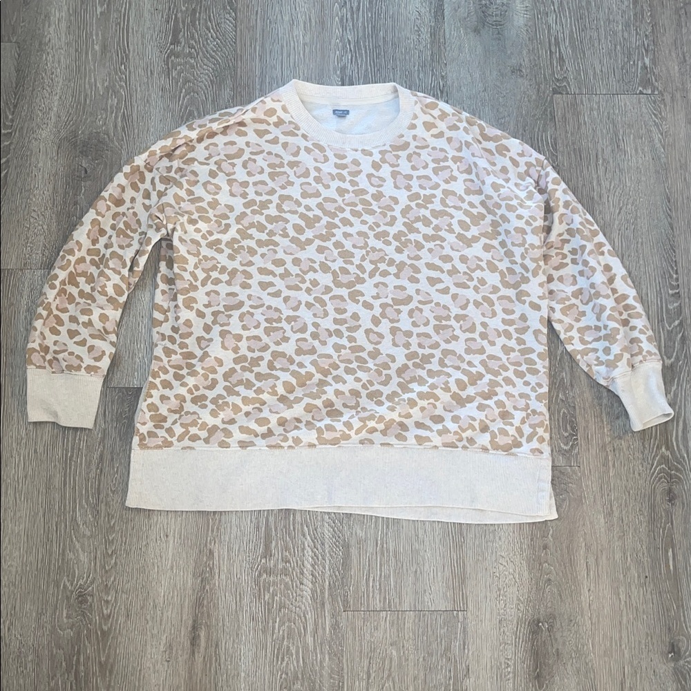 AERIE | LEOPARD PRINT CREWNECK SWEATER oversized size large animal print - Picture 2 of 9